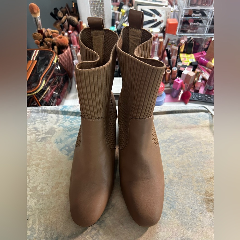 Rouge Helium Brown Ankle Boots